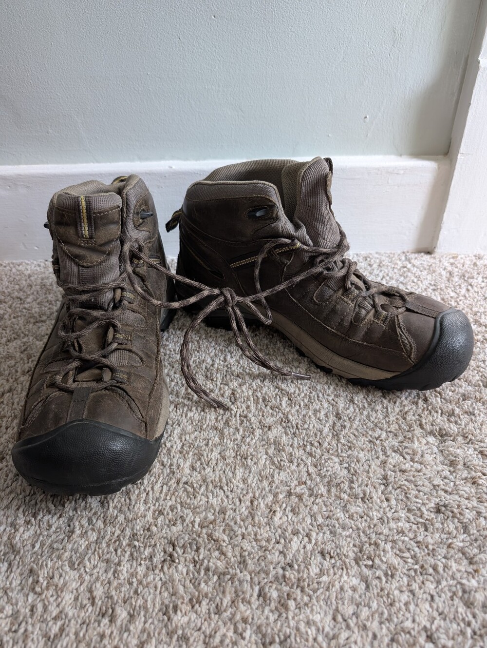 Men's Brown Leather Keen Hiking Ankle Boots -  Sz 12